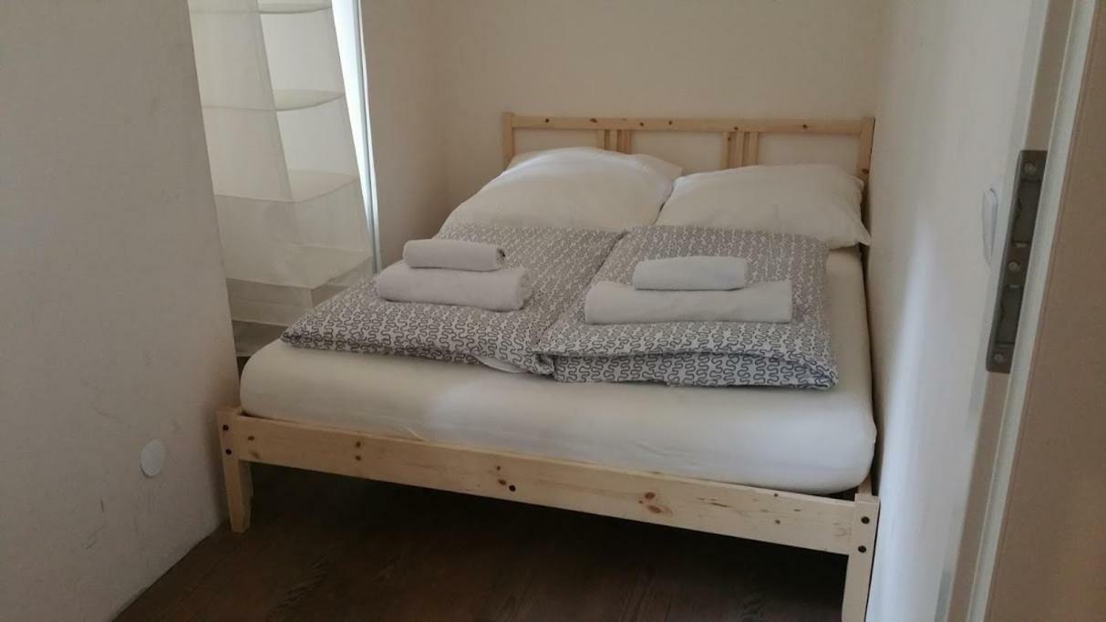 Lodgecity - Private Rooms B Берлин Экстерьер фото